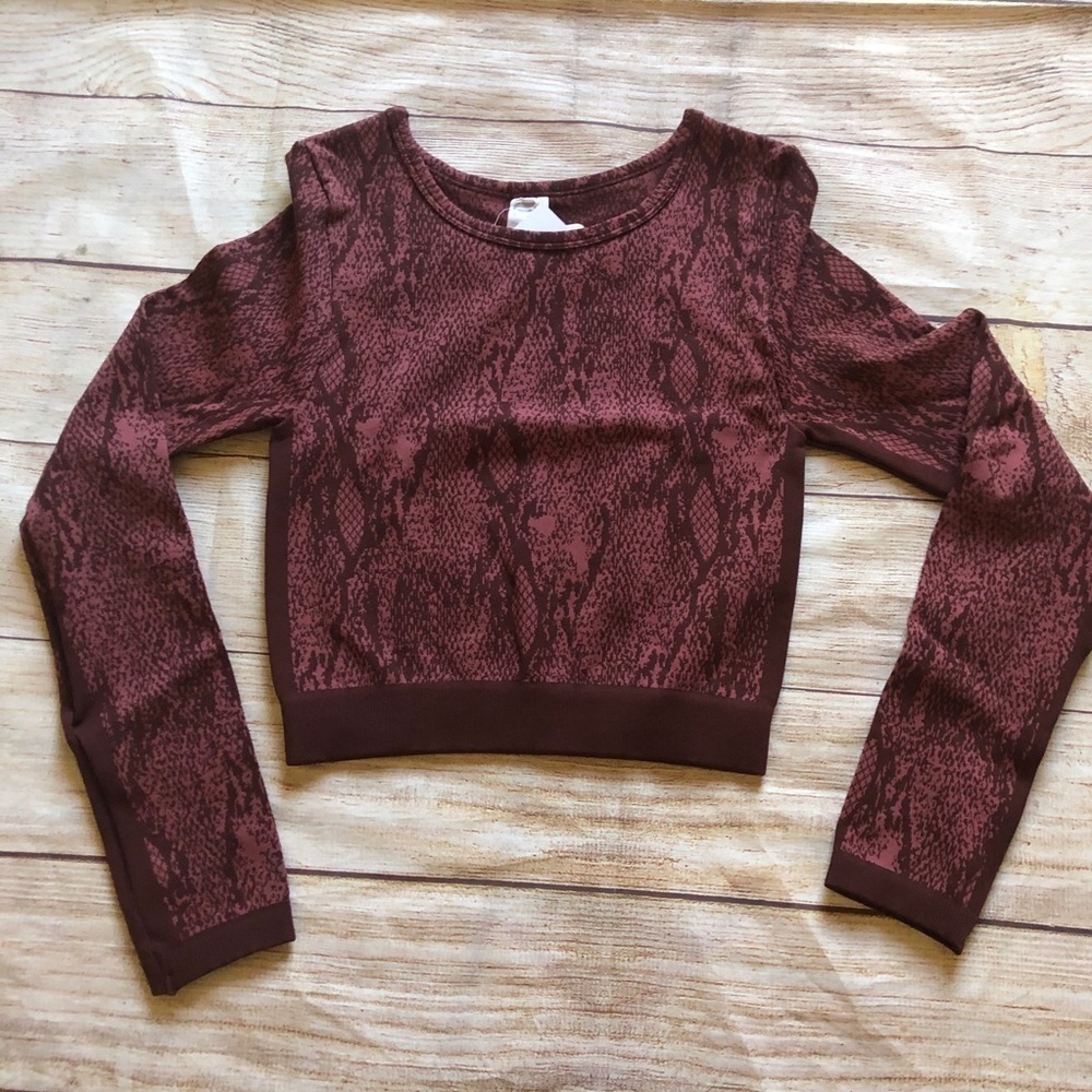 Kamila Seamlessβ Long-Sleeve Top
